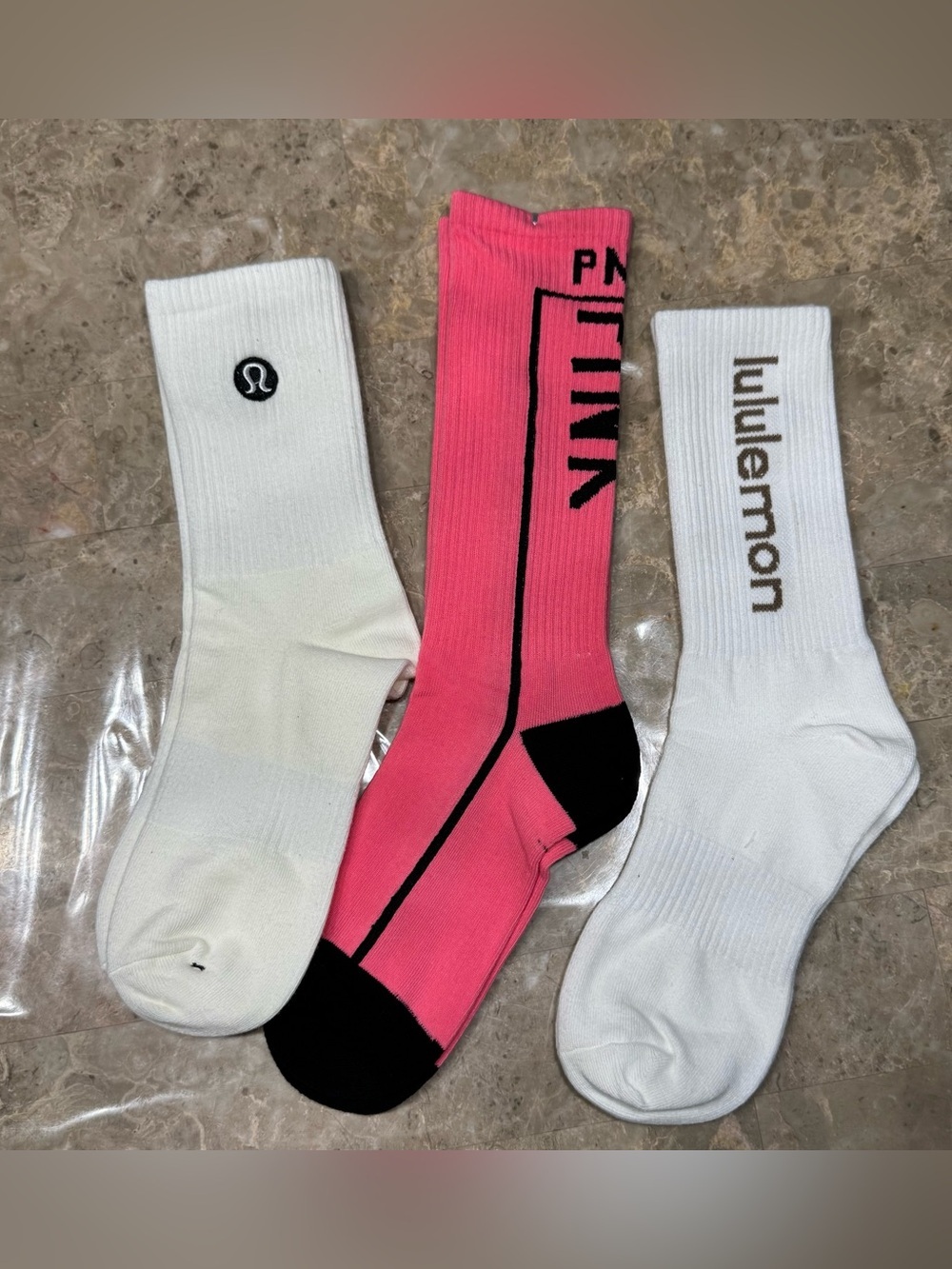 New Women’s Lululemon Athletica Socks and Pink sock set
3 pairs Size Medium - Picture 1 of 4